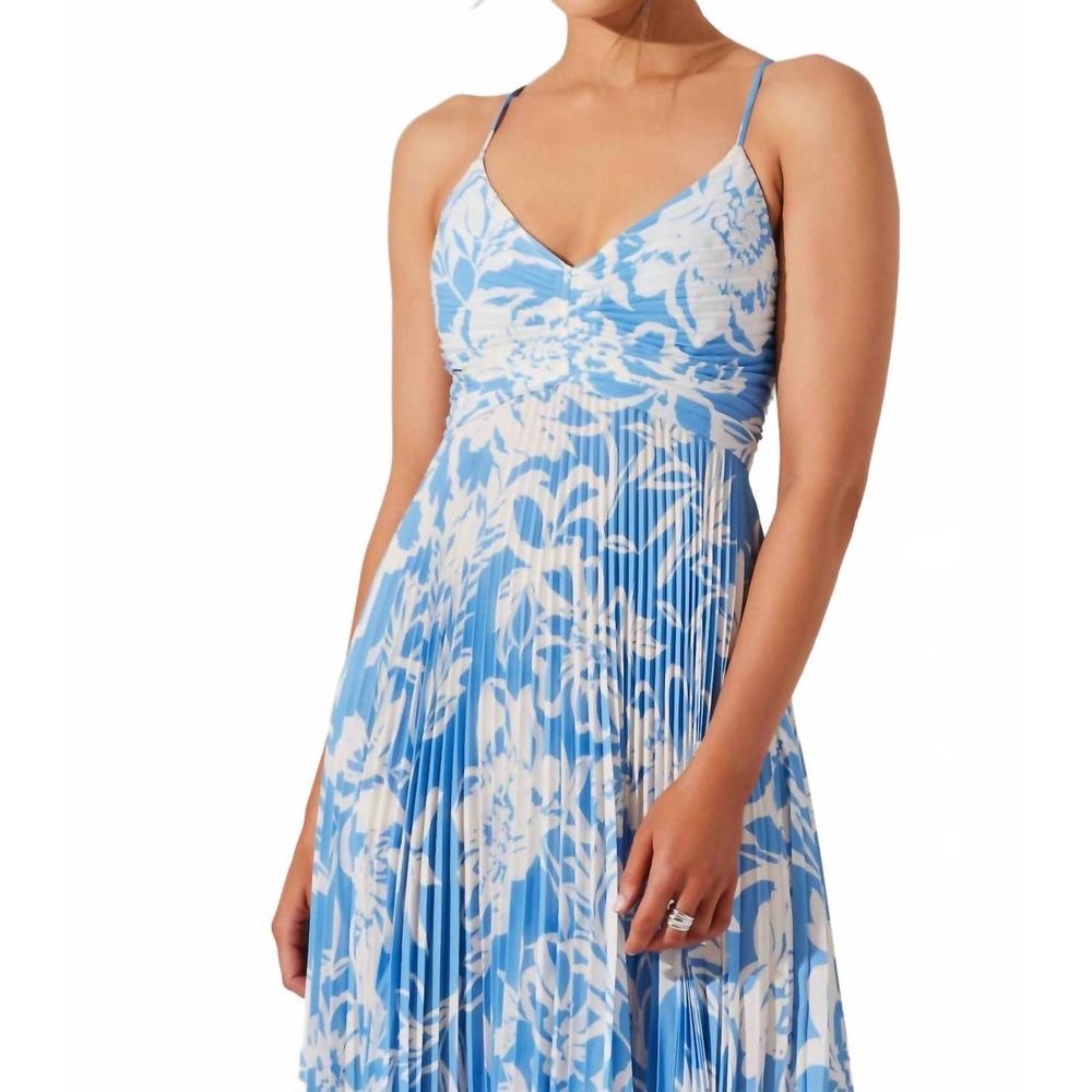 NEW ASTR floral blythe dress in blue - Picture 4 of 5